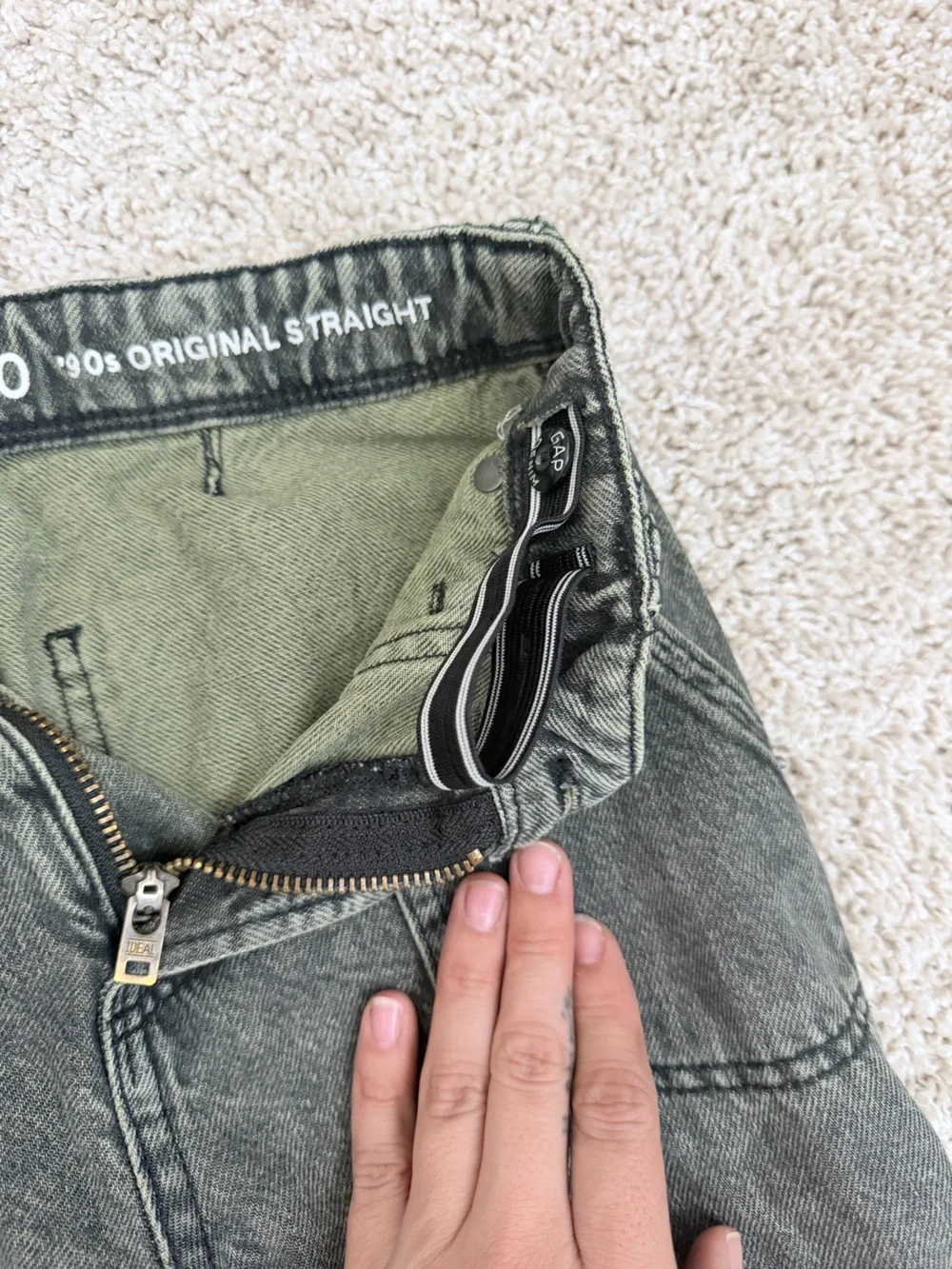 GAP slim straight